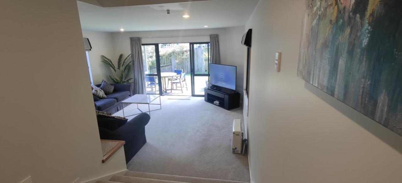 Homestay Mairangi Bay *