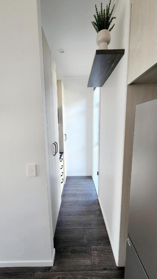 Apartment Plush 3 Bedroom Property In Hobsonville *