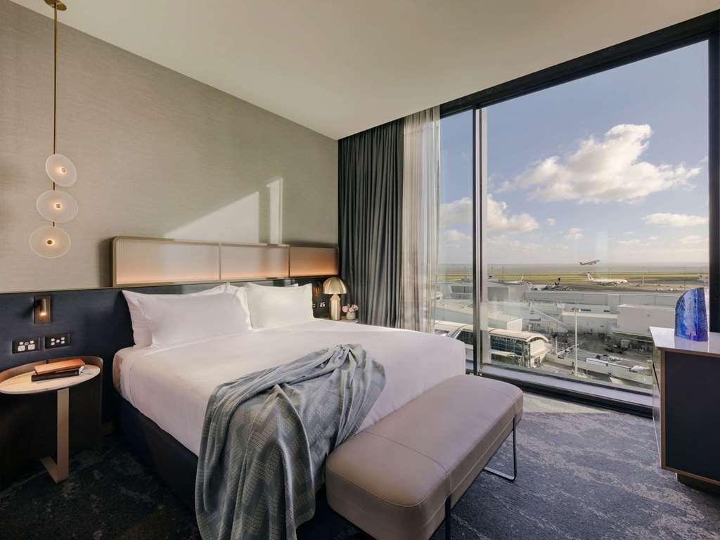Hotel Pullman Airport *