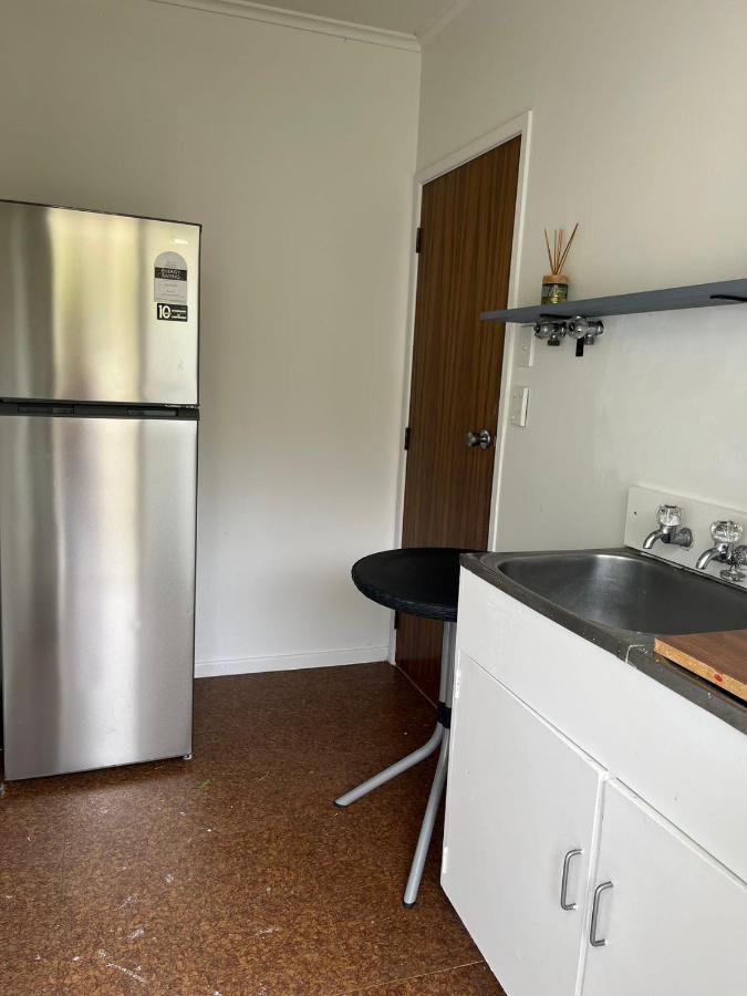 Totara Vale, Free Coffee, Parking And Wifi, Near Glenfield Mall And Highway 18,1