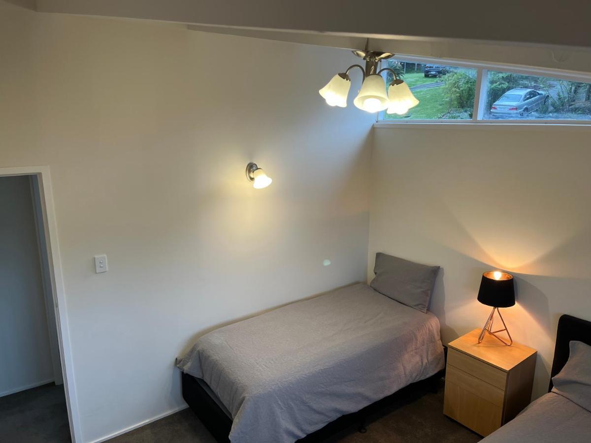 Hillcrest Homestay, Northshore, *