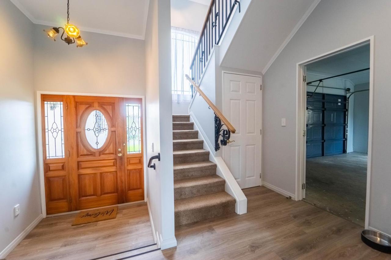 Family Friendly Oceanview Howick - Pets+ Holiday home Auckland