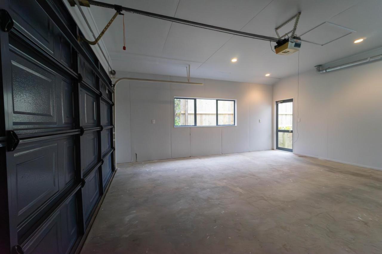 Family Friendly Oceanview Howick - Pets+ Holiday home Auckland