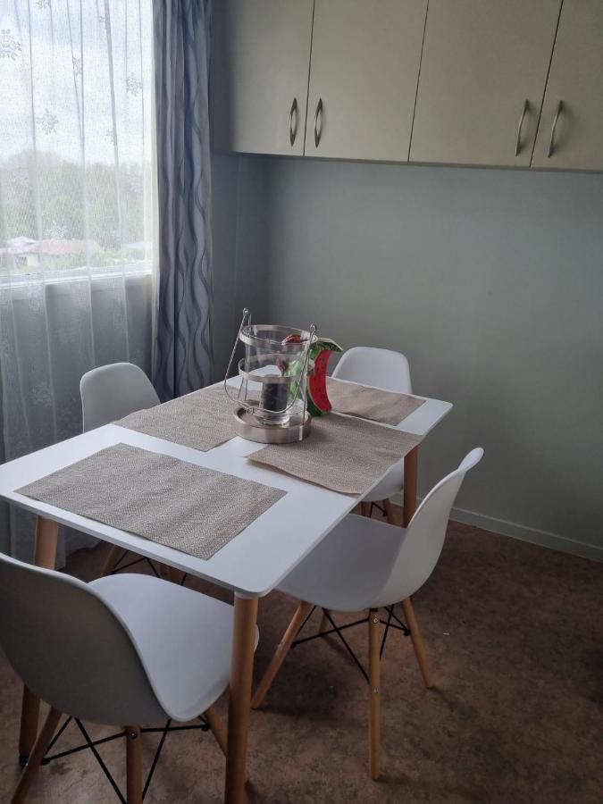 Apartment Accomodation Near Airport *