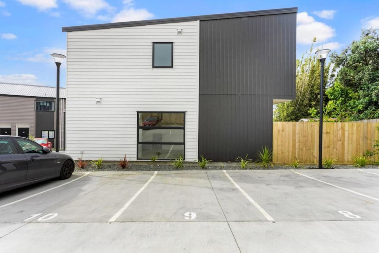 Urban Glow Townhouse With Parking Apartamento Auckland