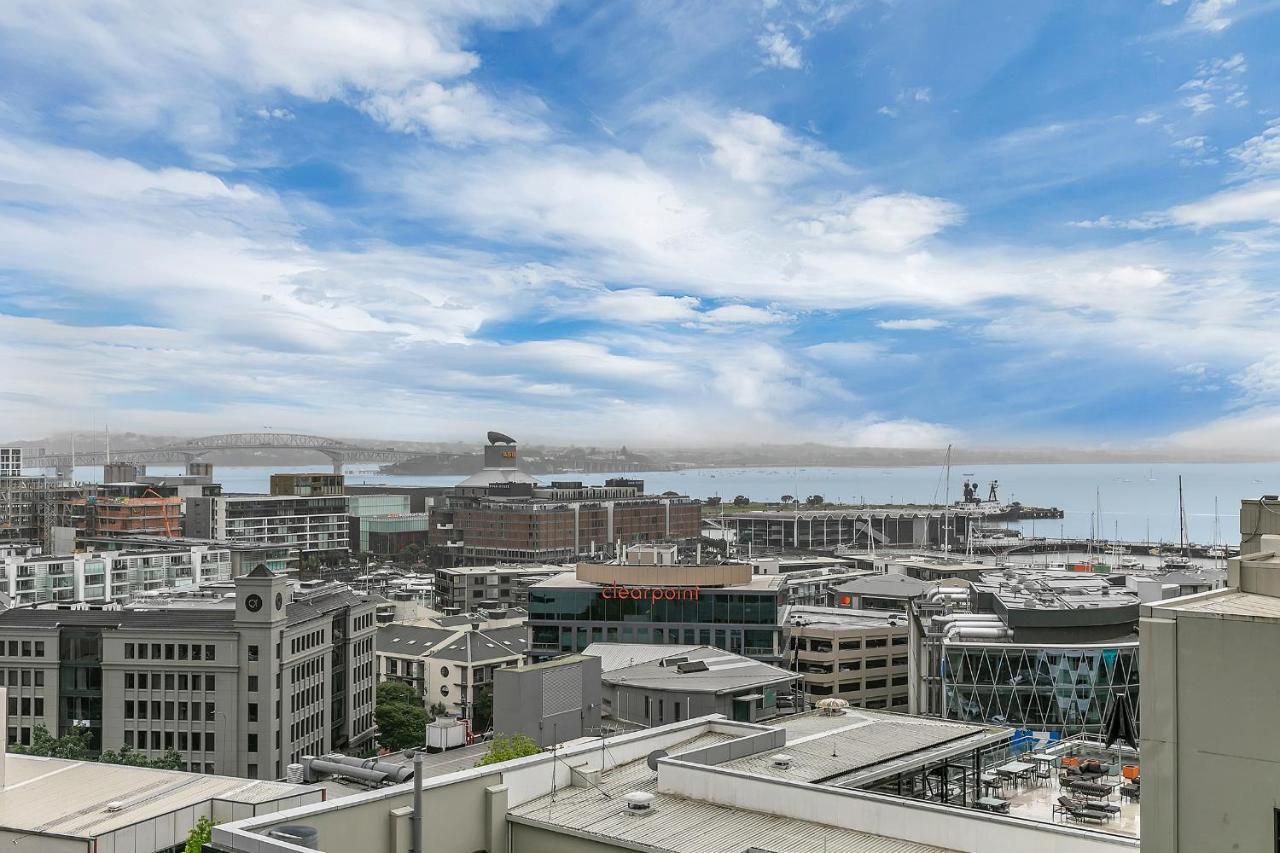 Apartment Corporate Gem + Rooftop Pool & Auckland