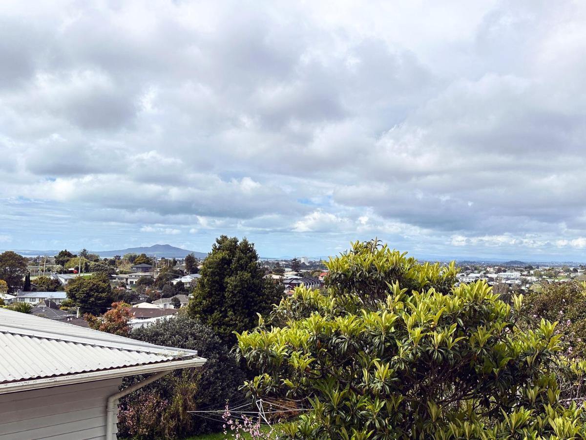 Brandnew Modern Auckland
