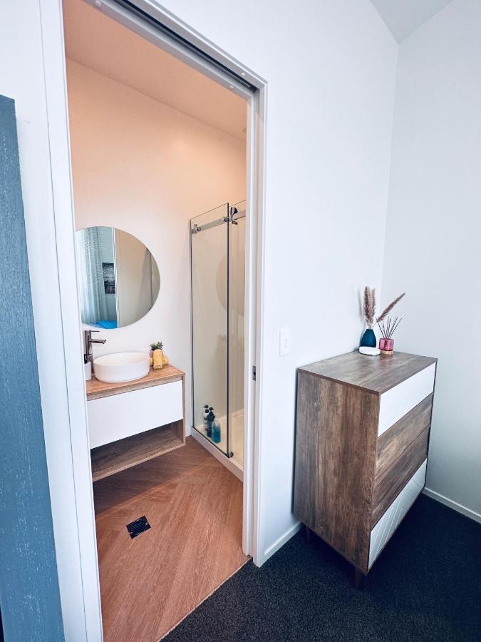 Apartment Stylish Industrial House In Pakuranga Free Wifi Netflix *