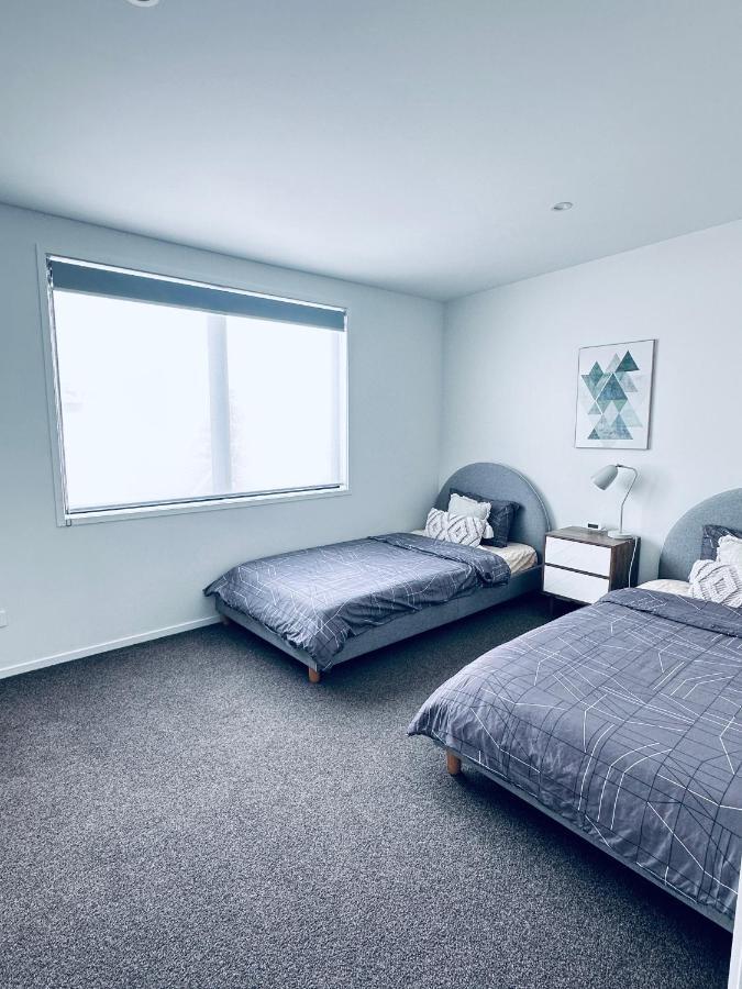 Stylish Industrial House In Pakuranga Free Wifi Netflix Apartment *