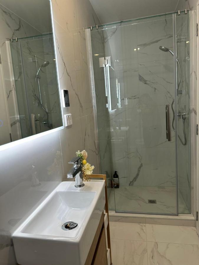 Northshore Charming 4 Bedrooms * Auckland