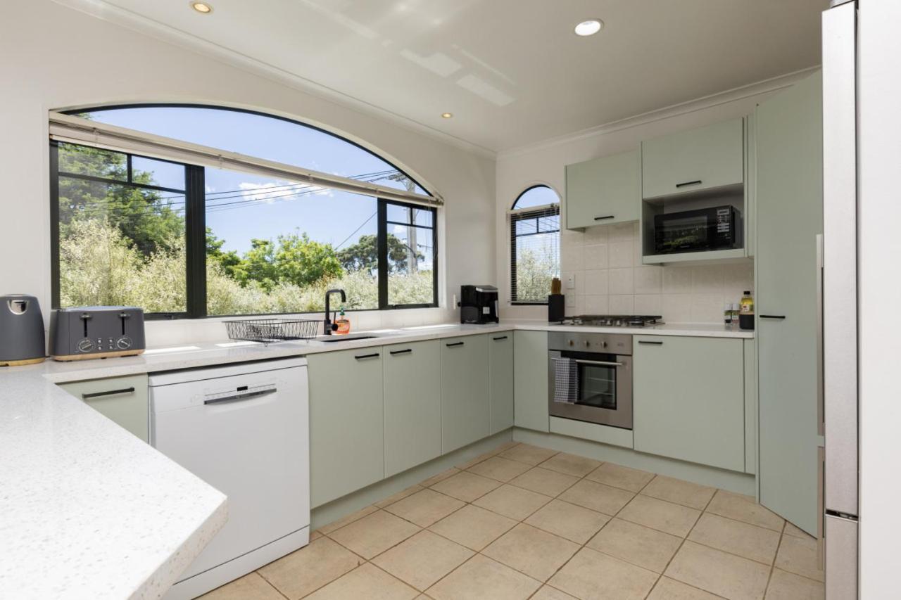 Holiday home Spa, Movies, Pool Table, Table Tennis In Ellerslie! Auckland