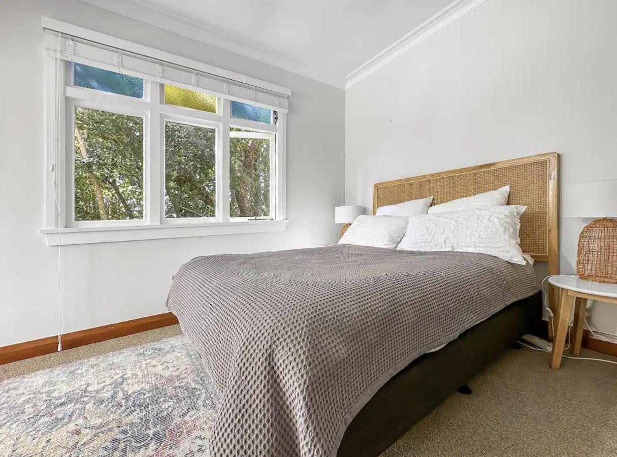 Tui Escape - 4 Bedroom Downstairs Birkenhead *