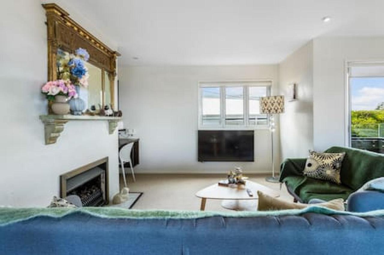 Holiday home Coastal Getaway With Seaview And Deck