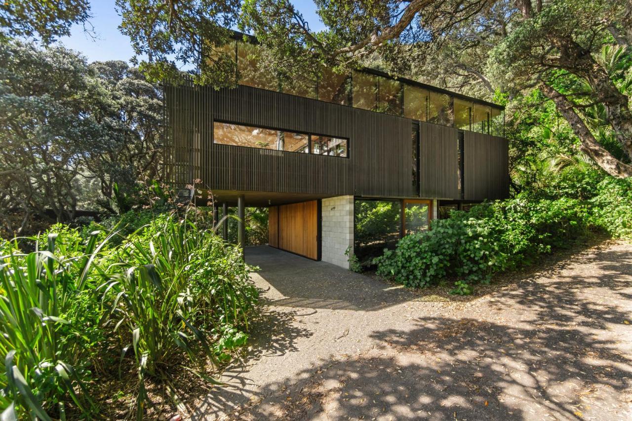 Kawakawa House - Piha Auckland