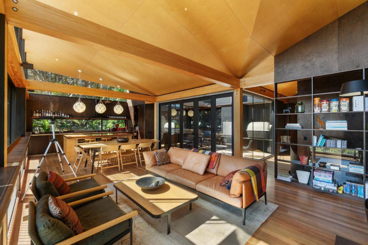 Holiday home Kawakawa House - Piha *