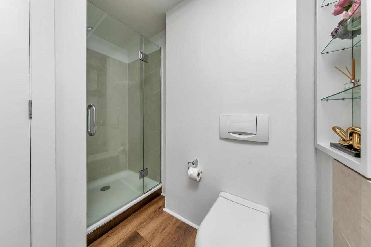 Boutique Viaduct Hideaway Apartment
