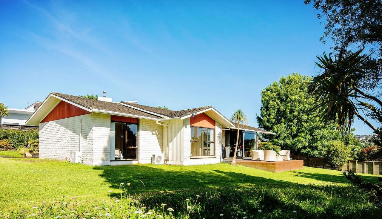 The Waterfront 361-with Sea View, Skysport And Air Conditioner In Each Bedroom *