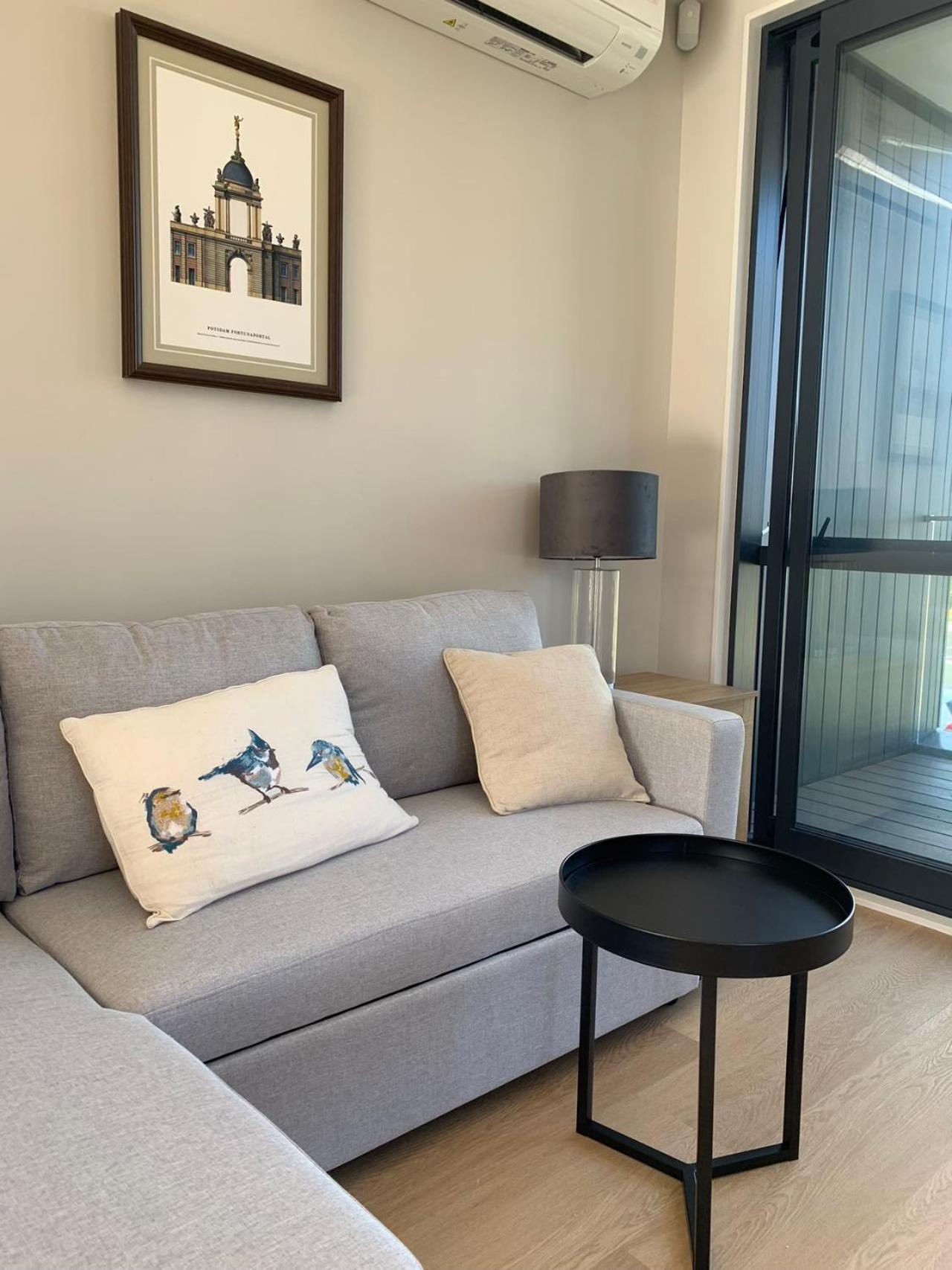 Villa 8 Ocean Rd Auckland