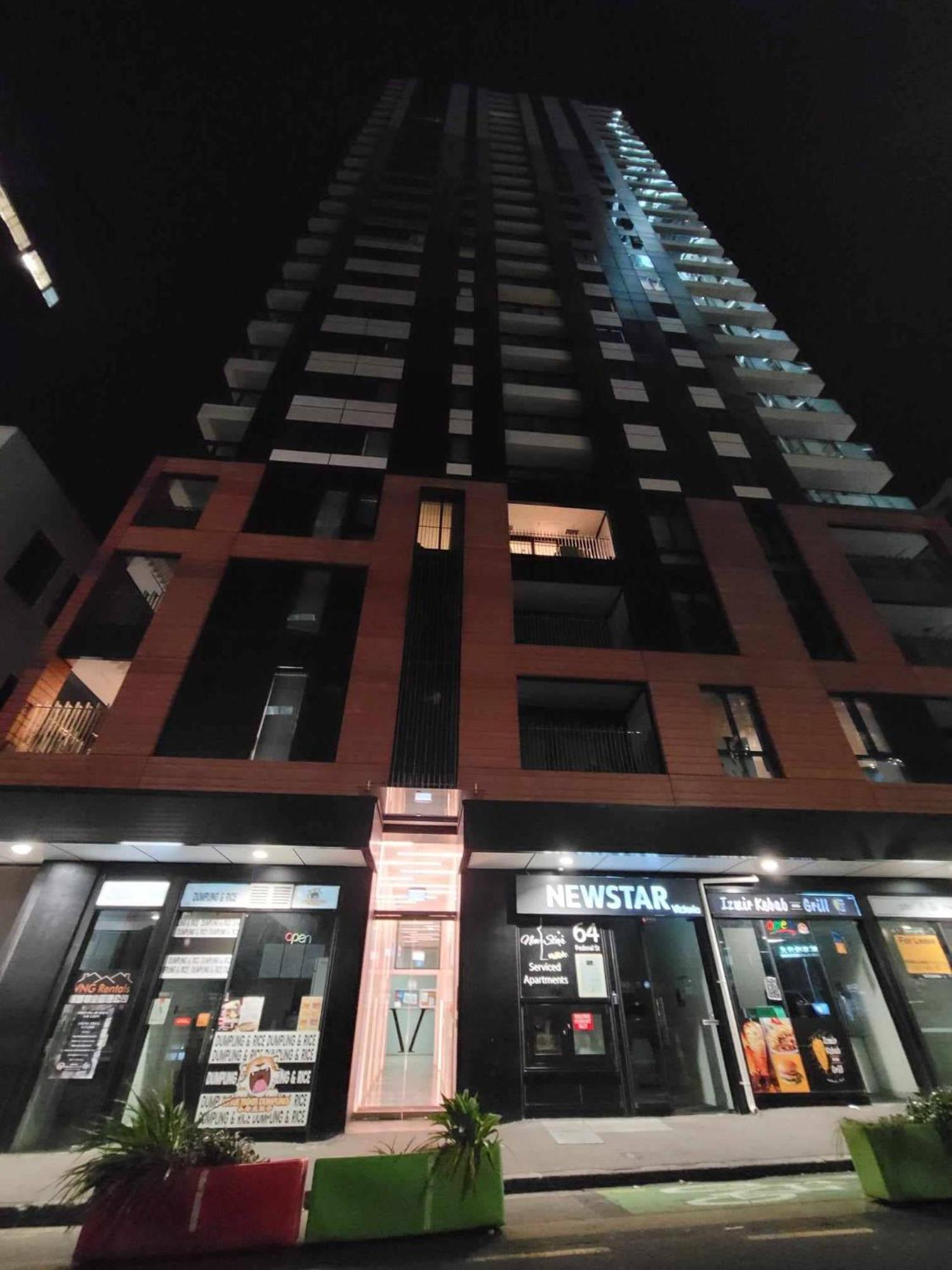 Sky Tower Just Next Door Apartment