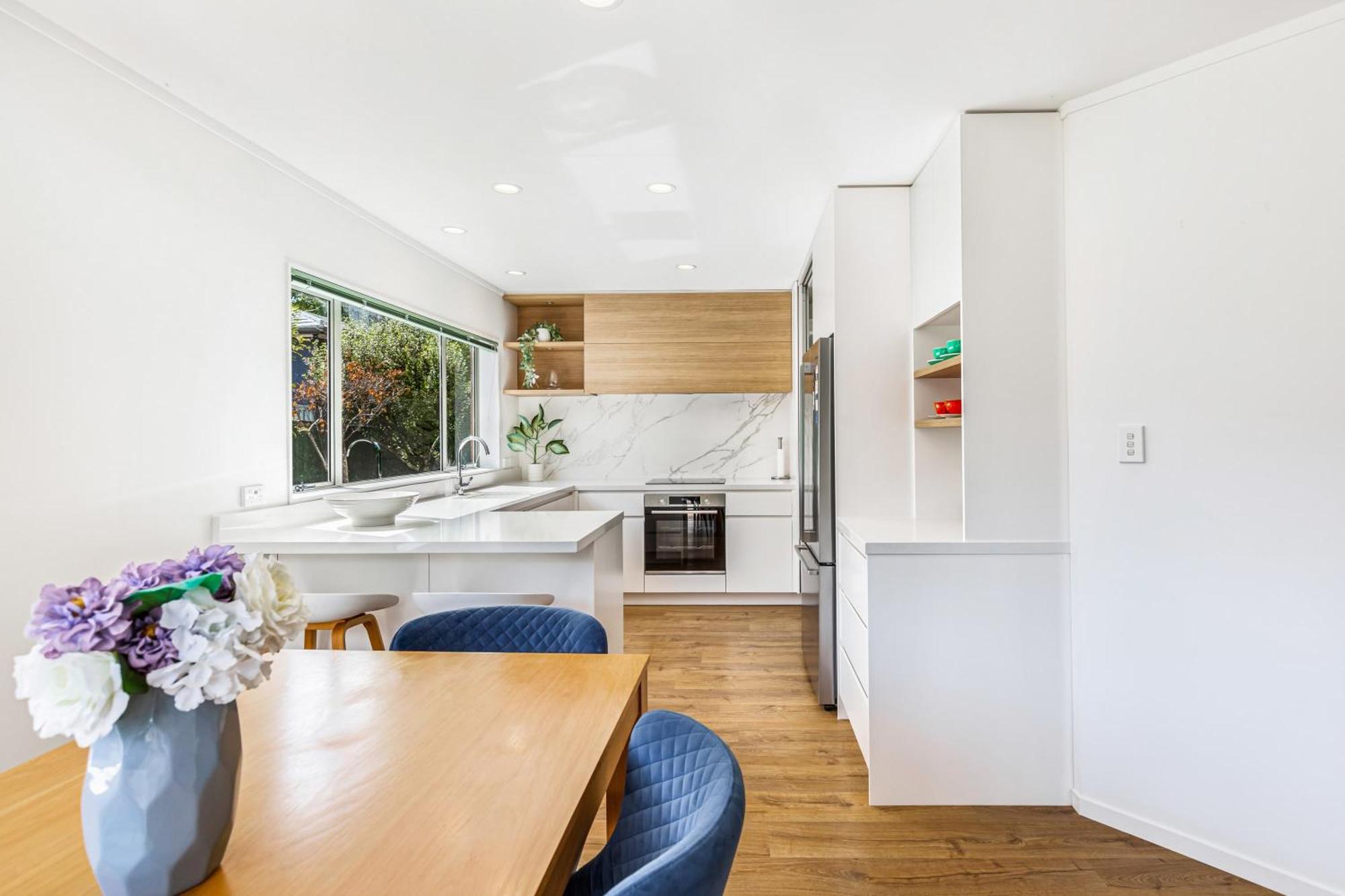 Private And Sunny 3-bedroom With Parking Auckland