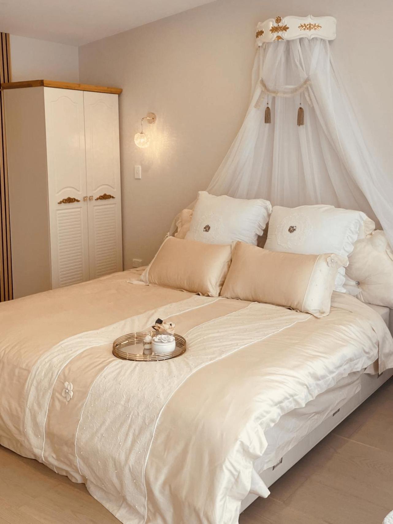 Guest house Delightful Little House & Chateau Charme