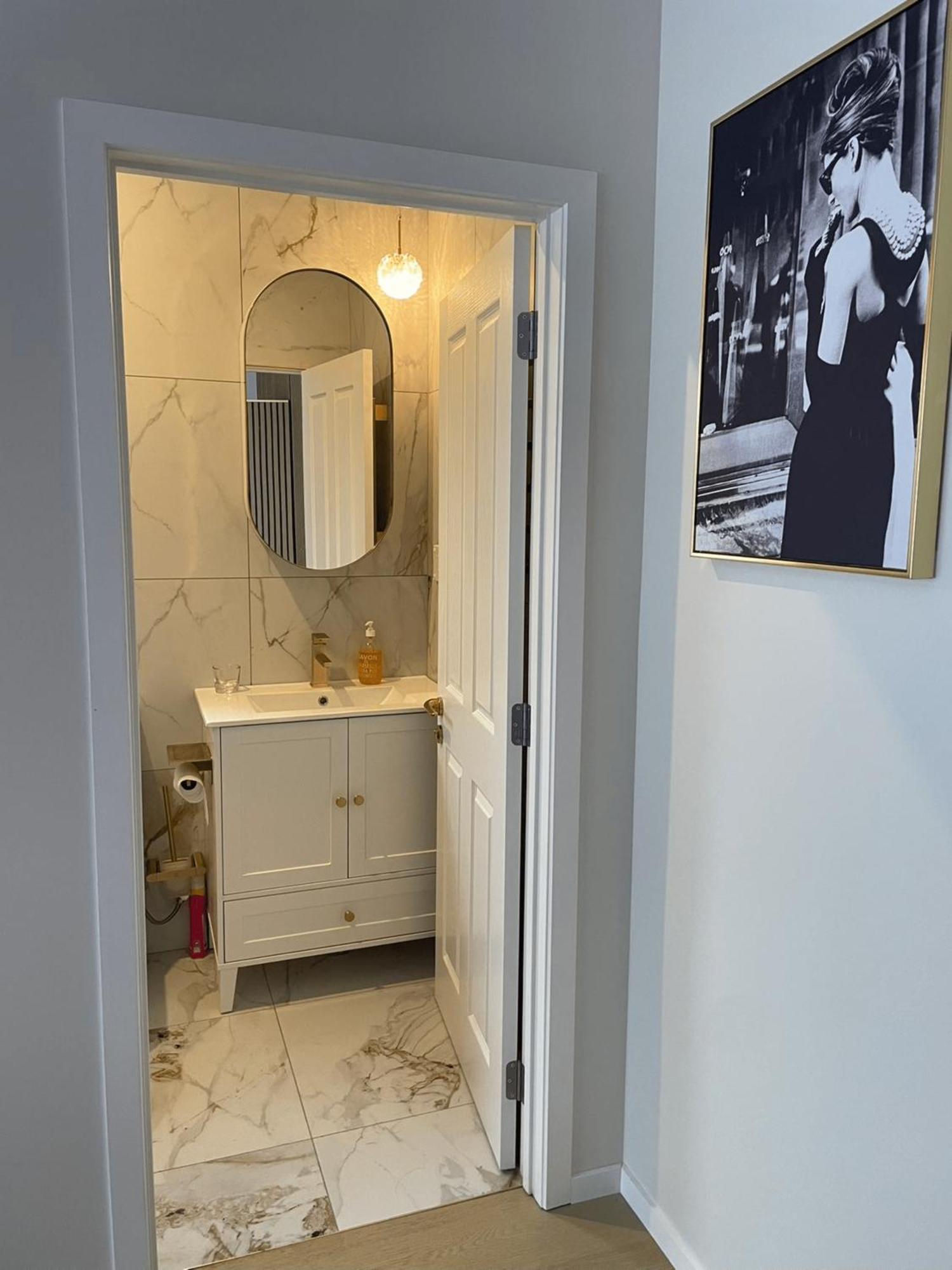 Delightful Little House & Chateau Charme Guest house