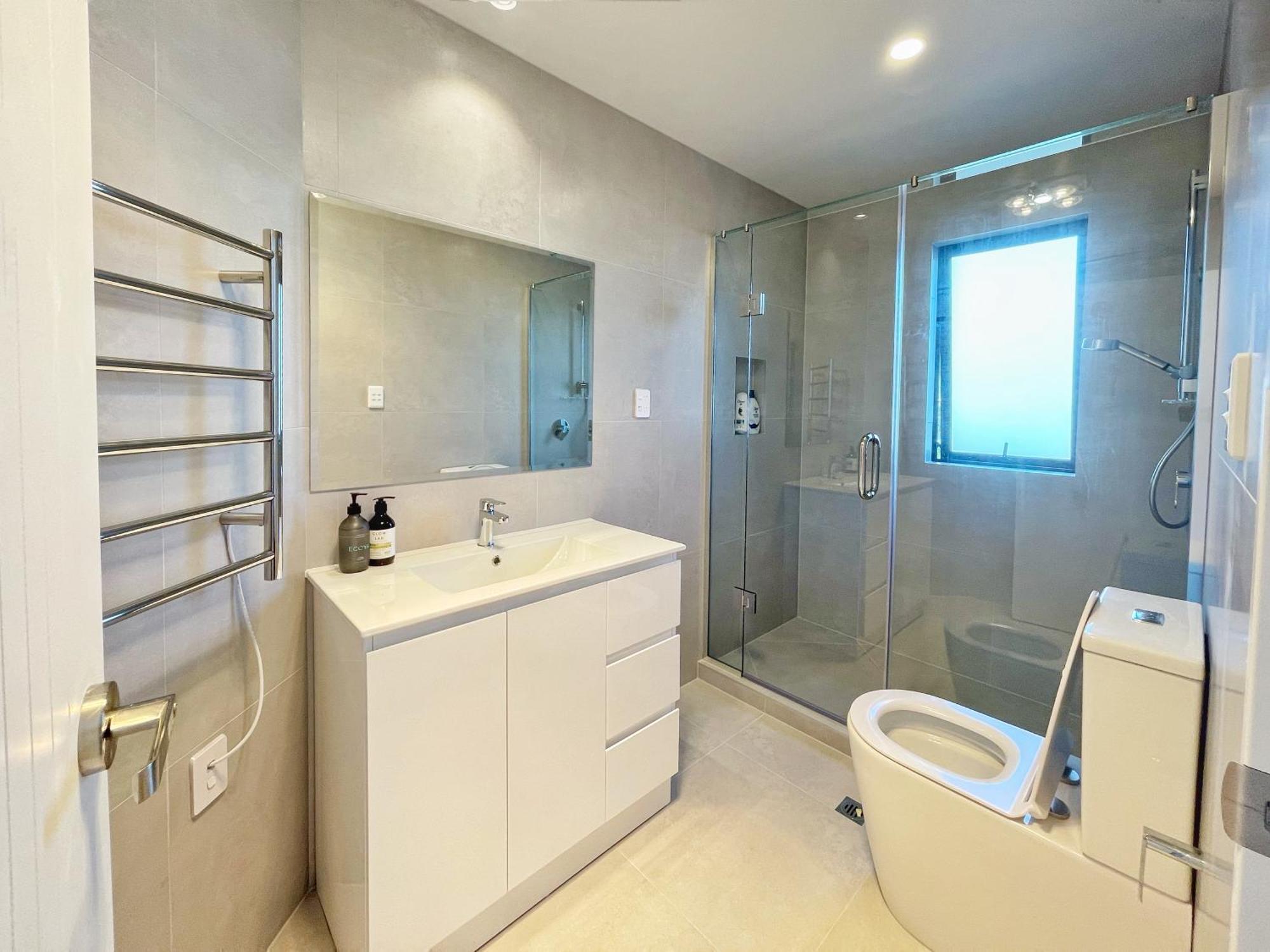Holiday home Modern French Retro Townhouse In Sandringham, Close To City, Heat Pumps, Netfilx *