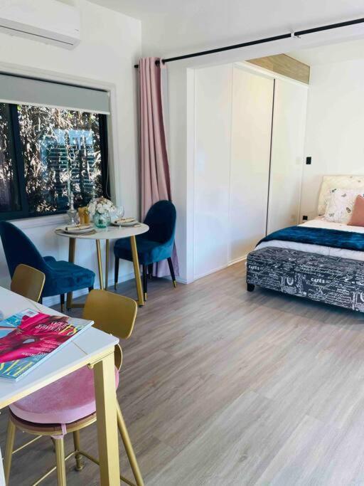 Guest house Delightful Little House & Chateau Charme Auckland