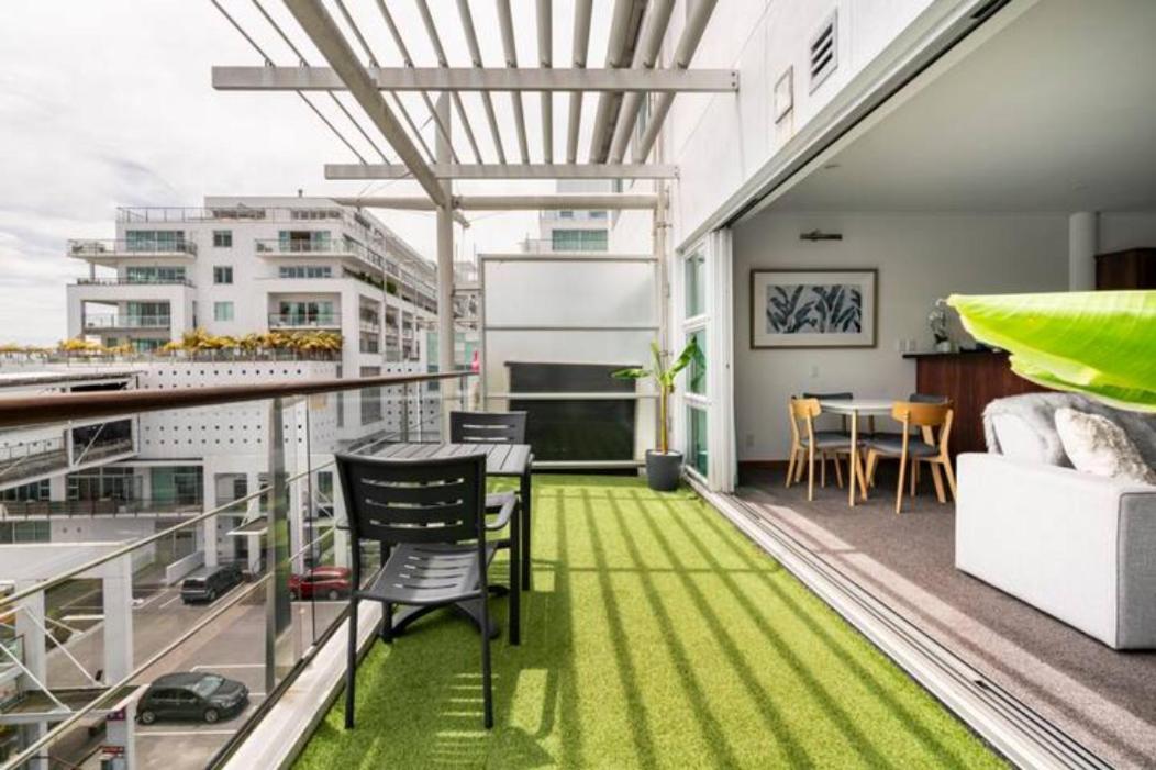 Luxury Hideaway On Princes Wharf