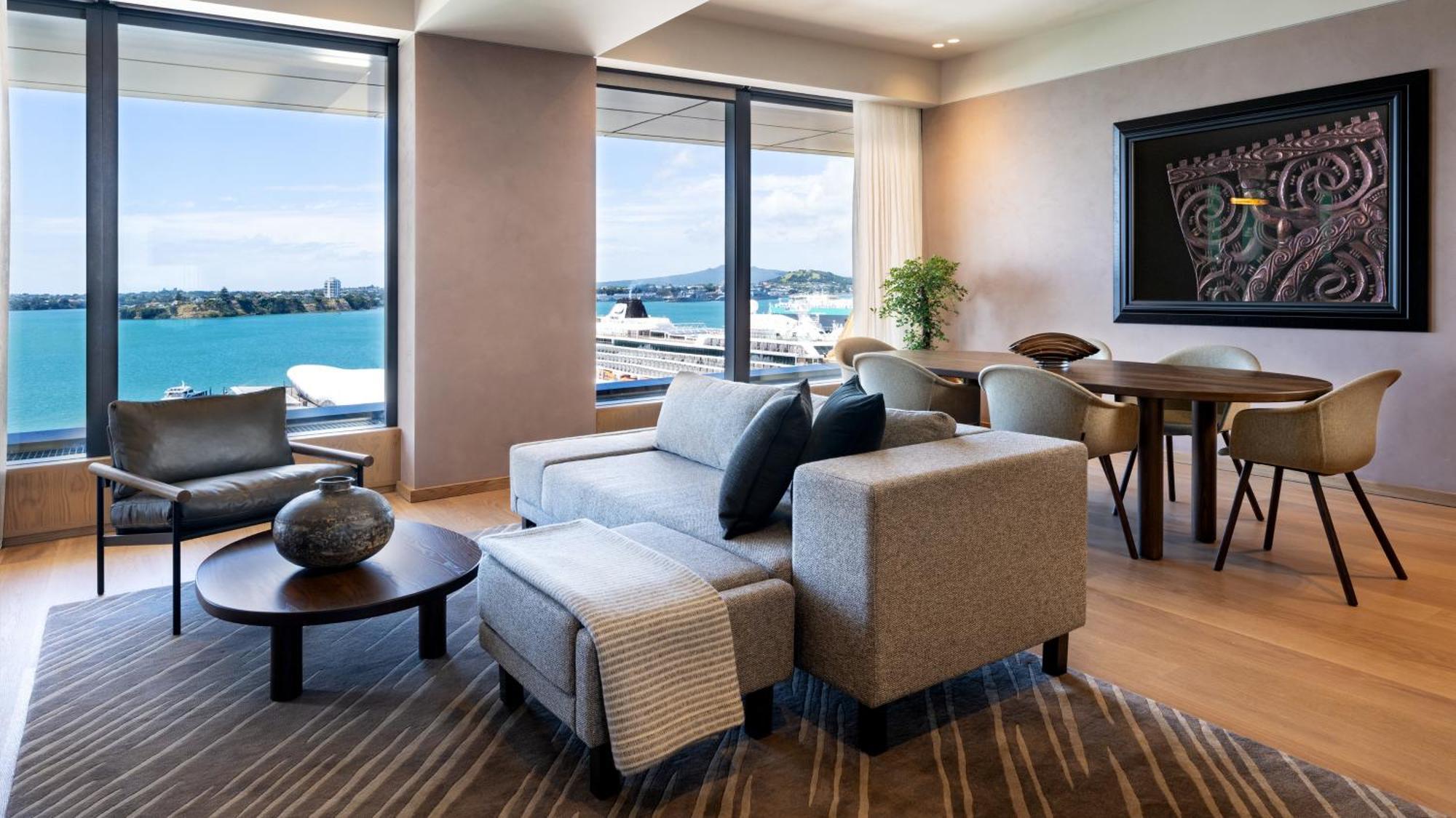 Intercontinental By Ihg Hotel 5*