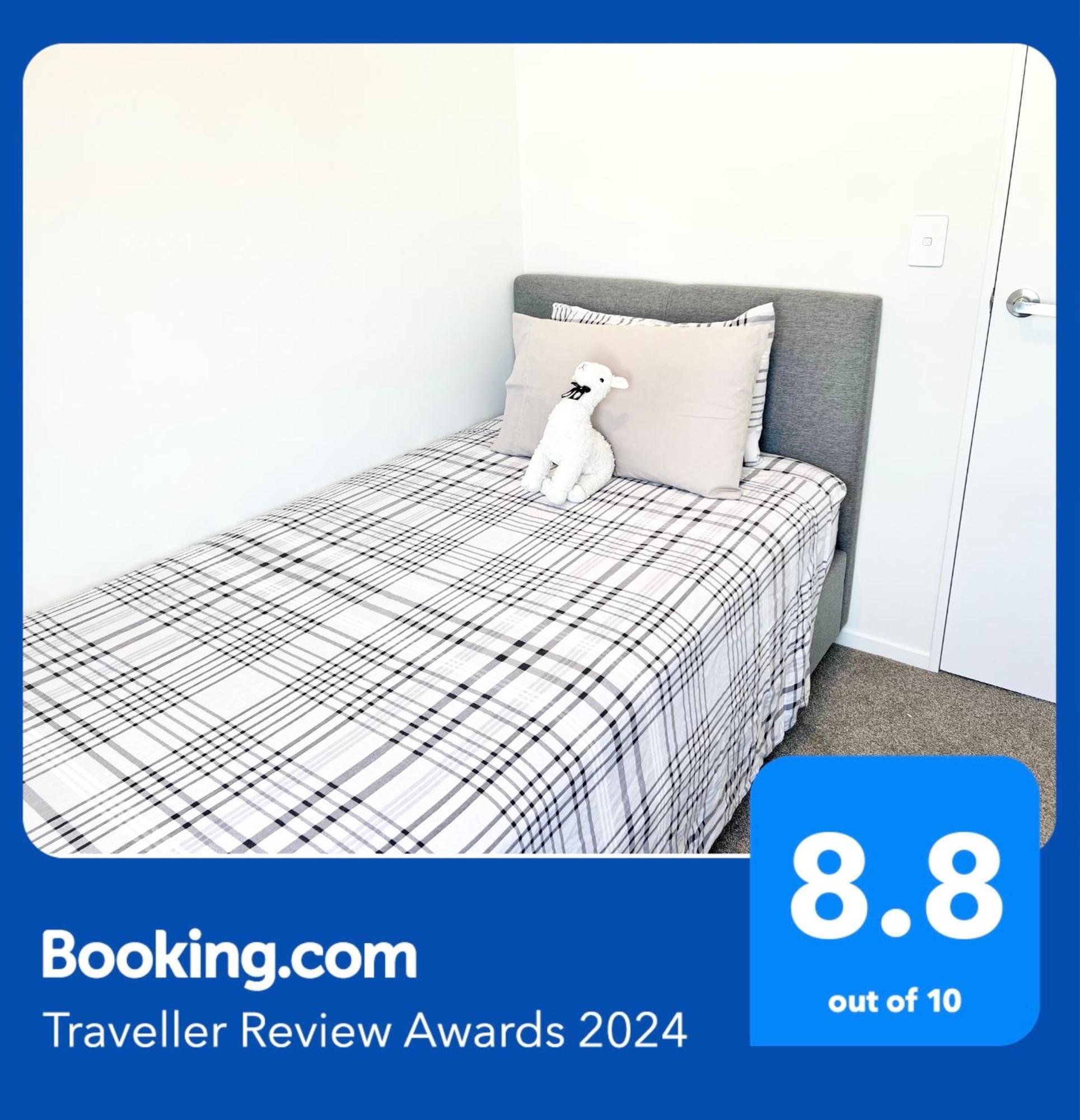 Hospedagem domiciliar A&j Queen Bedroom-quiet And Brand New With Reserve View Auckland