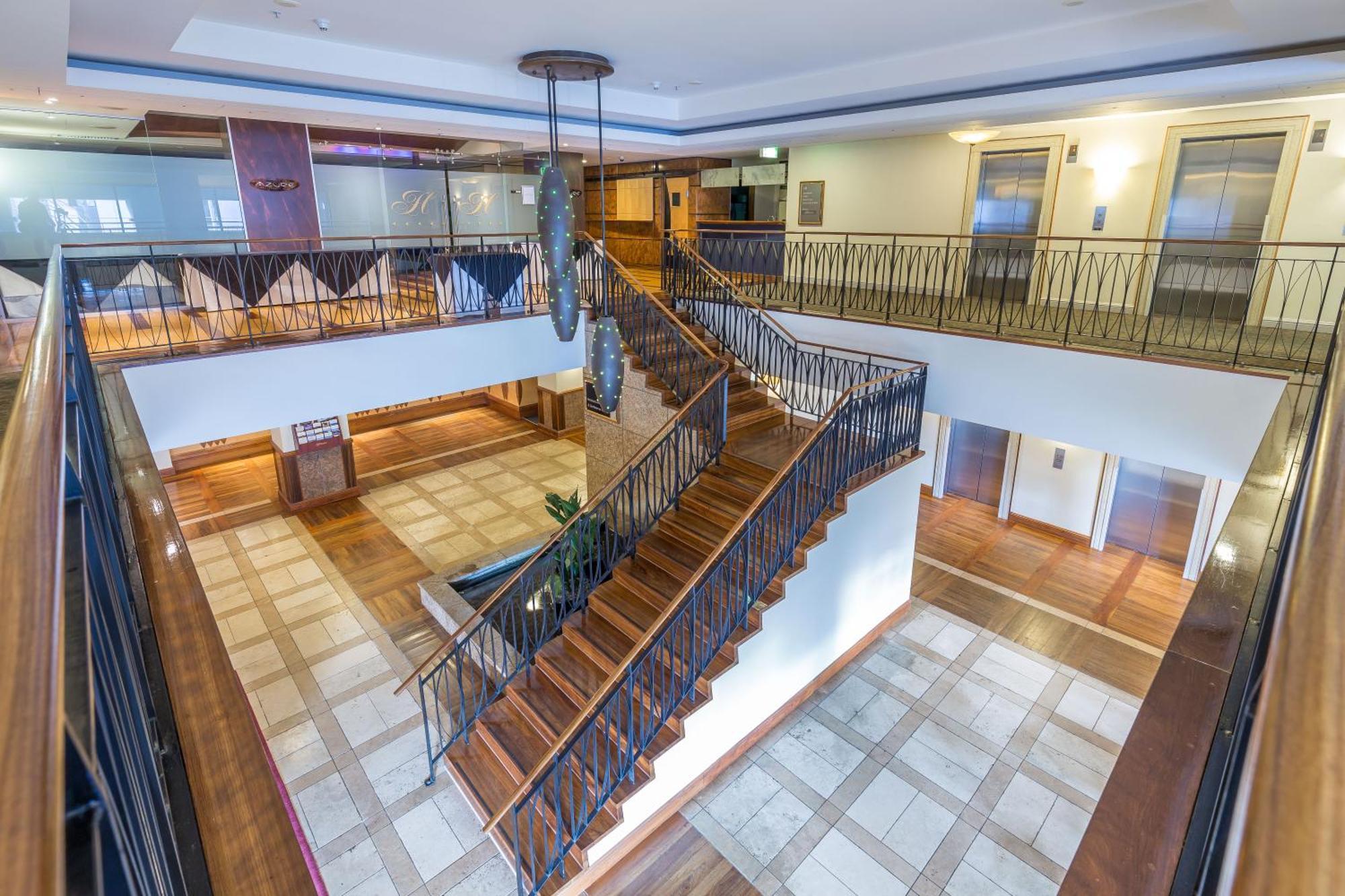 Golden Executive Getaway