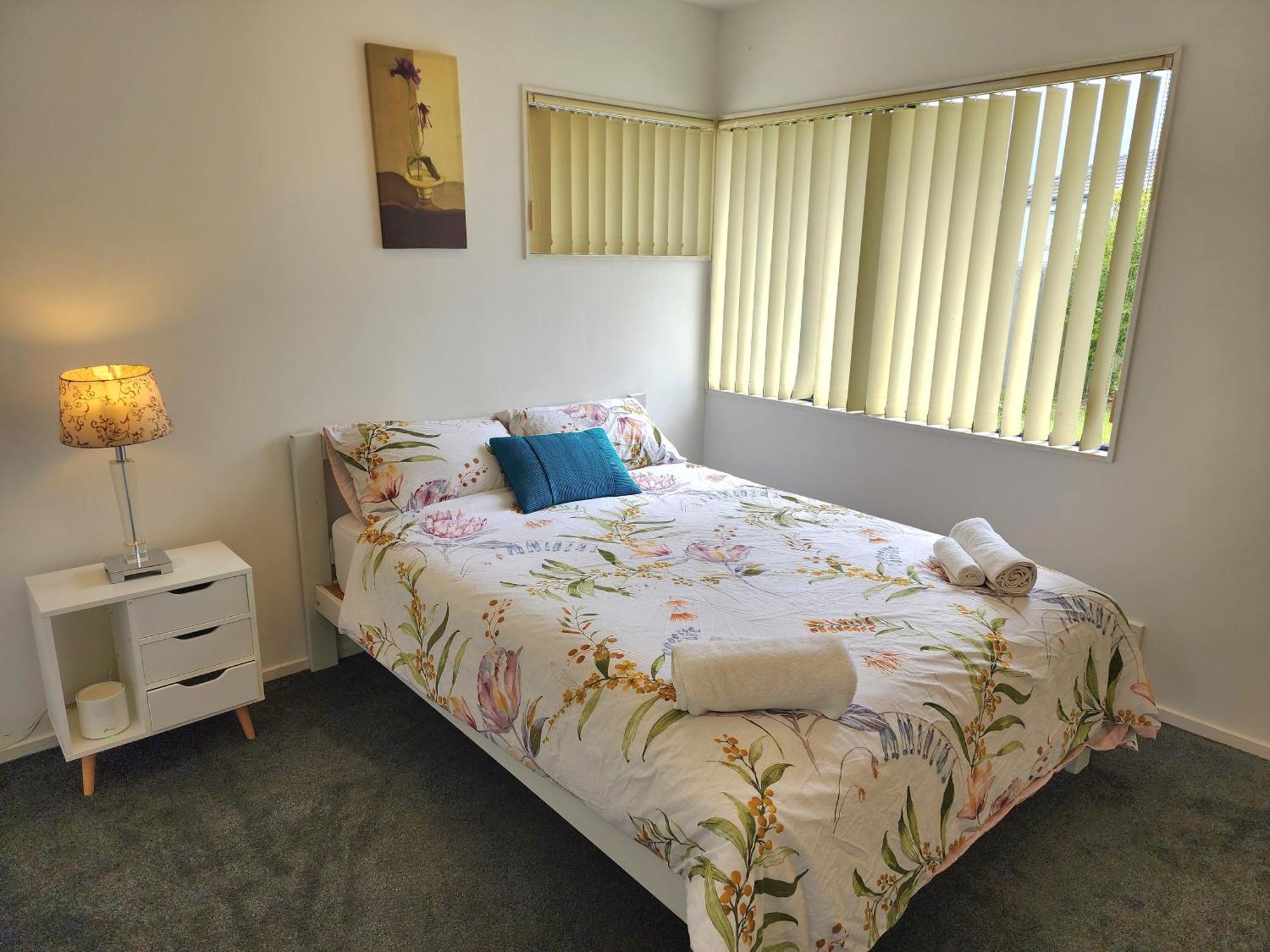 Incredible Waitakere View Holiday home Auckland