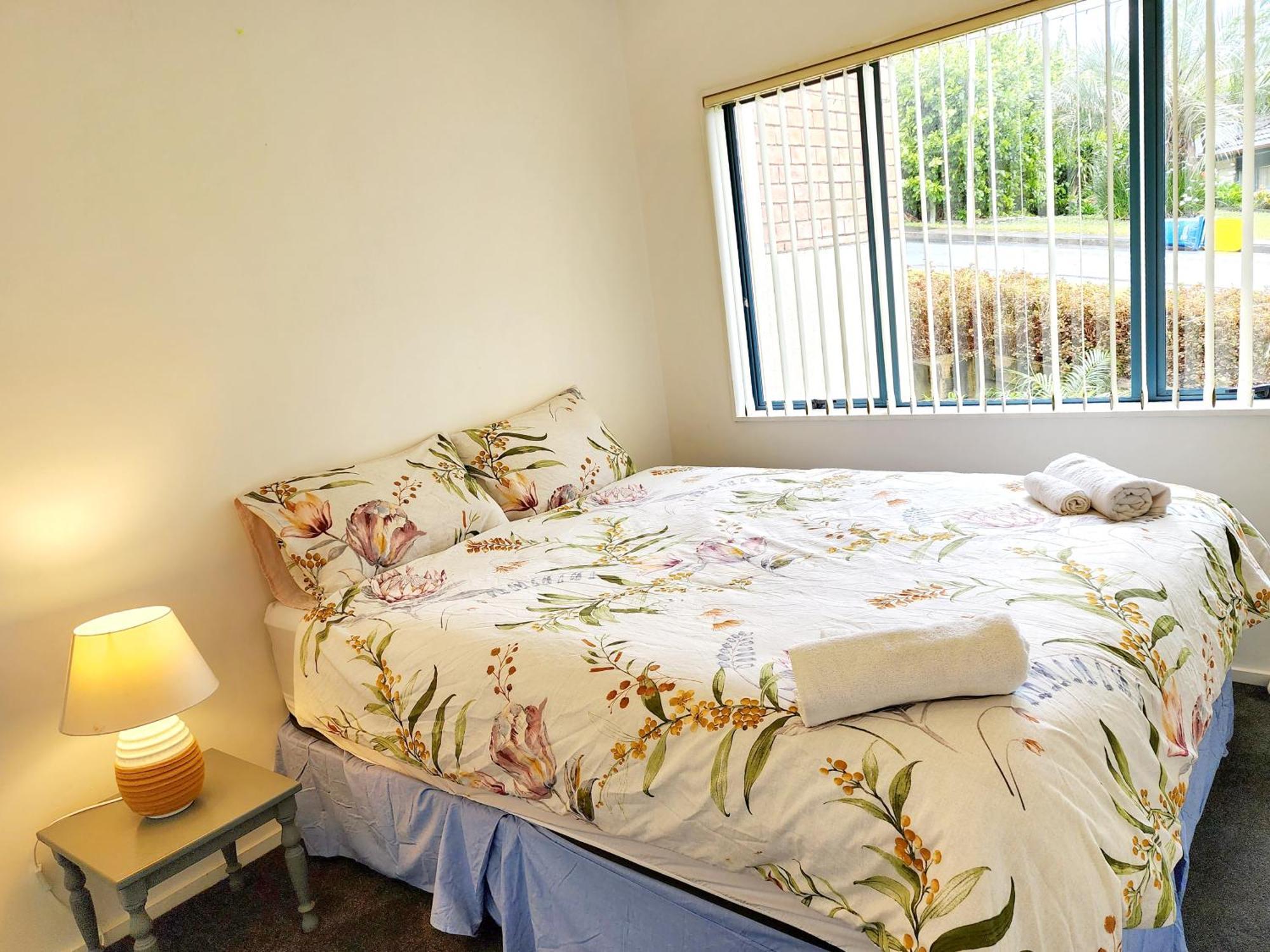 Incredible Waitakere View Holiday home *