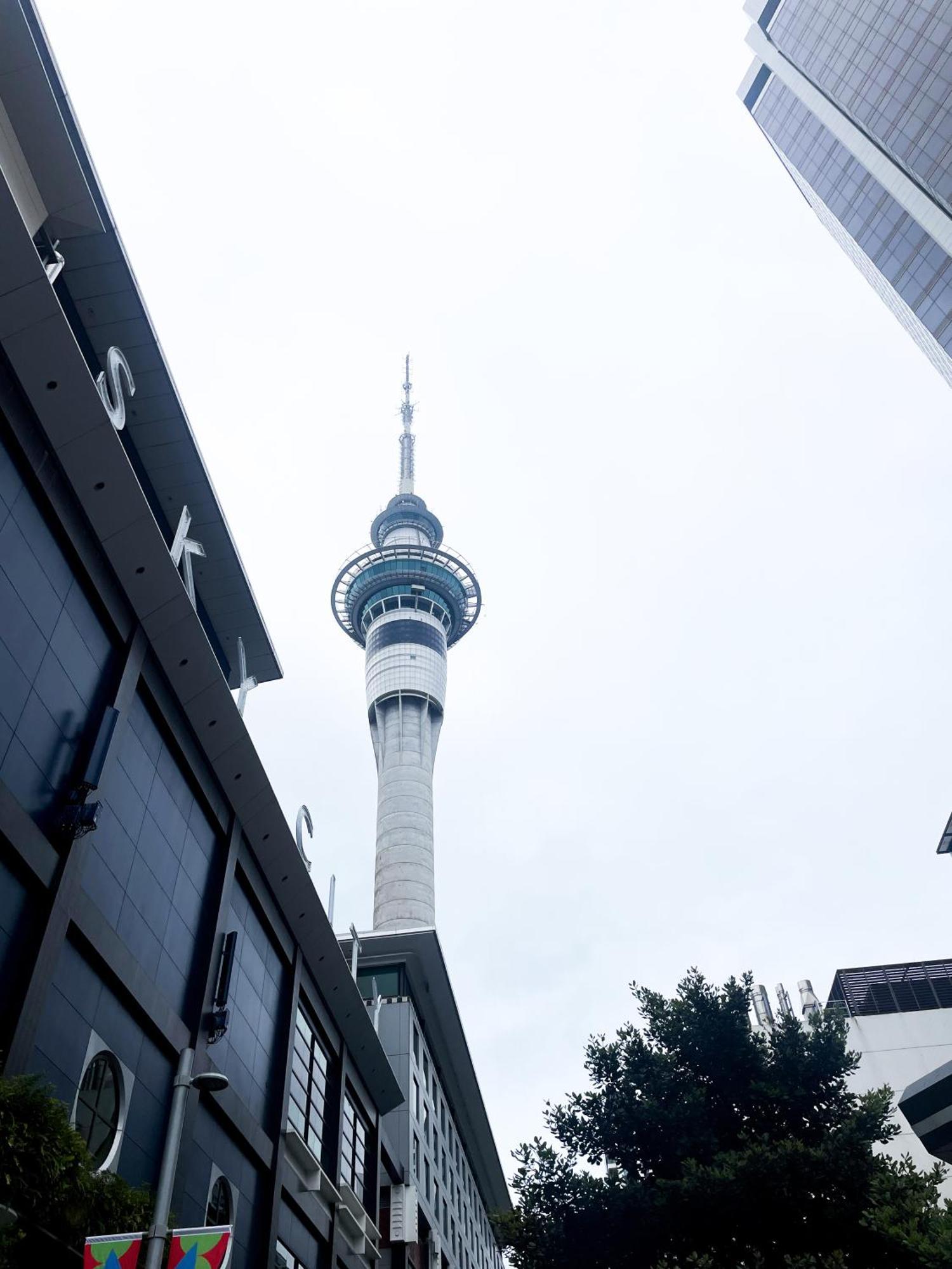 Luxury - Parking - Hot Tub - Stunning Views Auckland