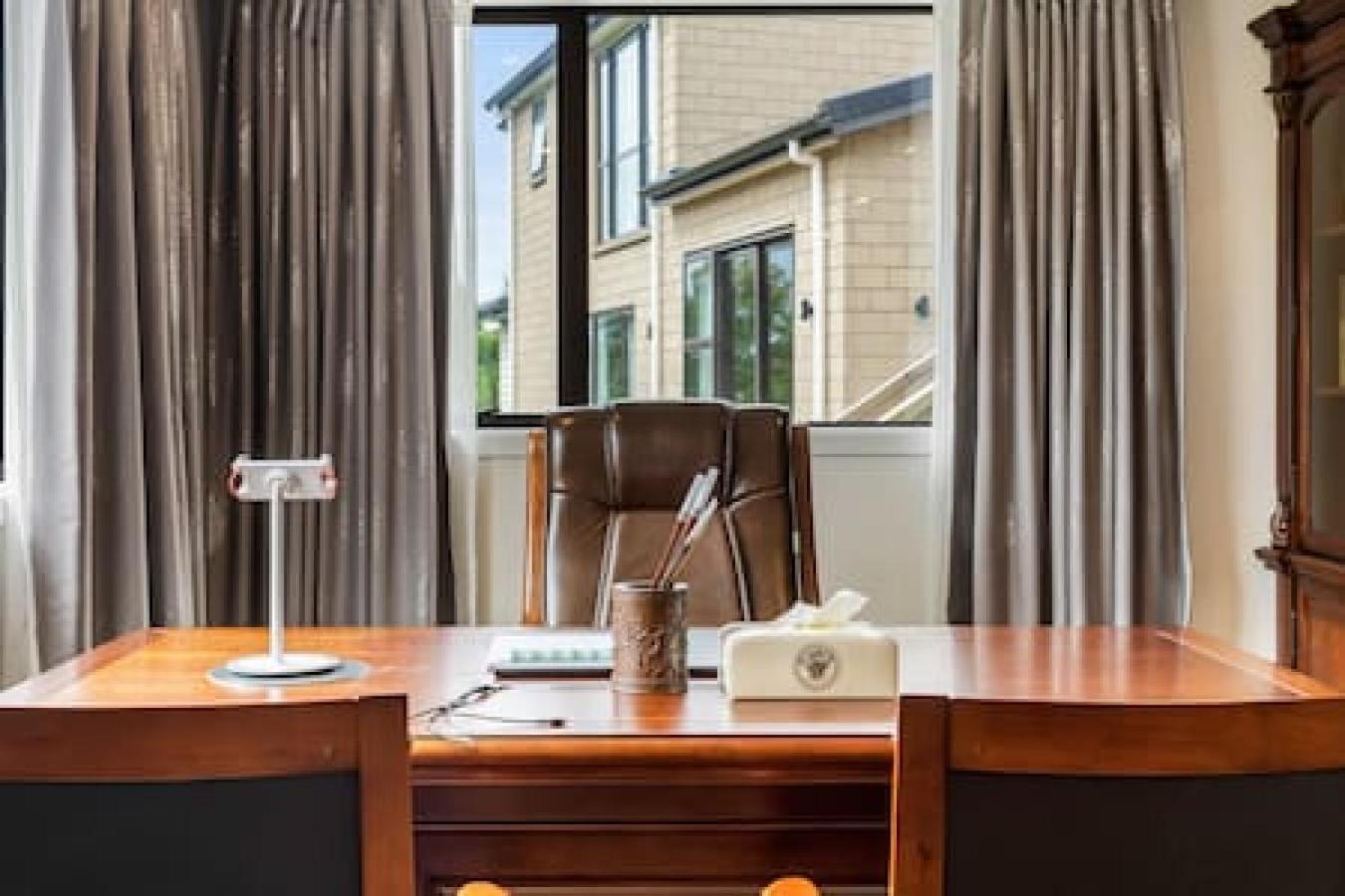 Grand Retreat With Spa, Sauna & Parking Auckland