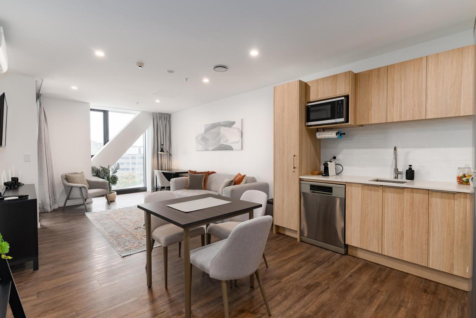 Ellerslie Sanctuary- Modern, Quality Apartment