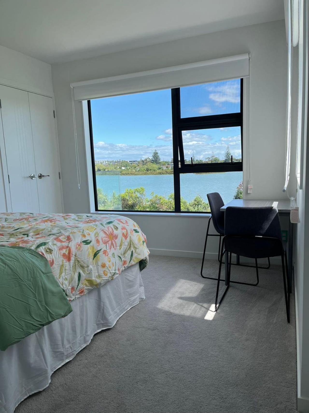 Relax By The Tamaki River Auckland