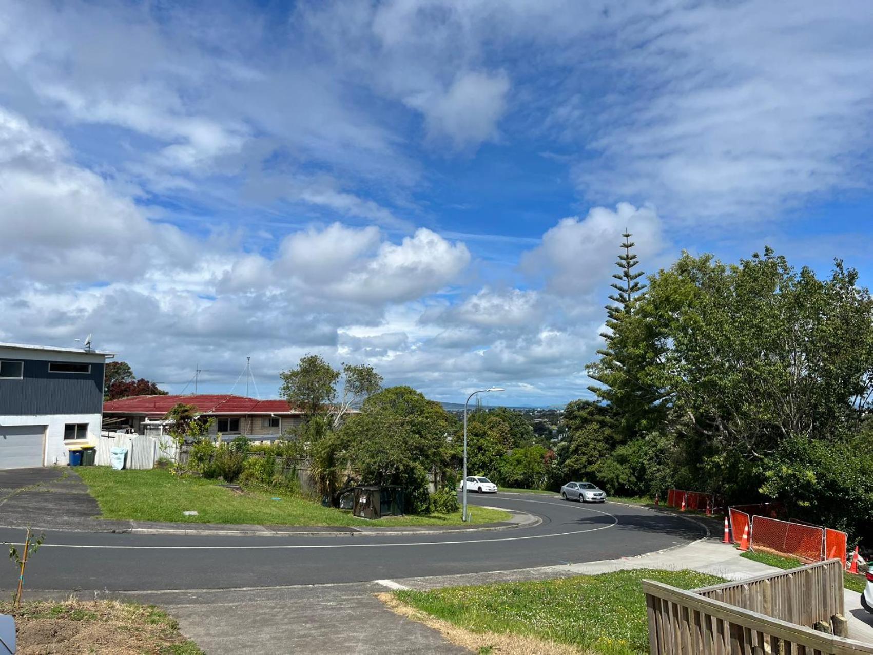 Totara Vale, Free Coffee, Parking And Wifi, Near Glenfield Mall And Highway 18,1 Holiday home *