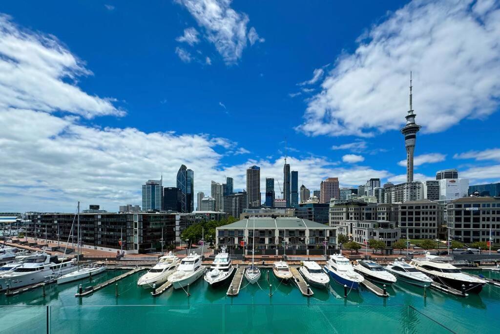 Apartment Waterfront With Sky Tower & Harbour View