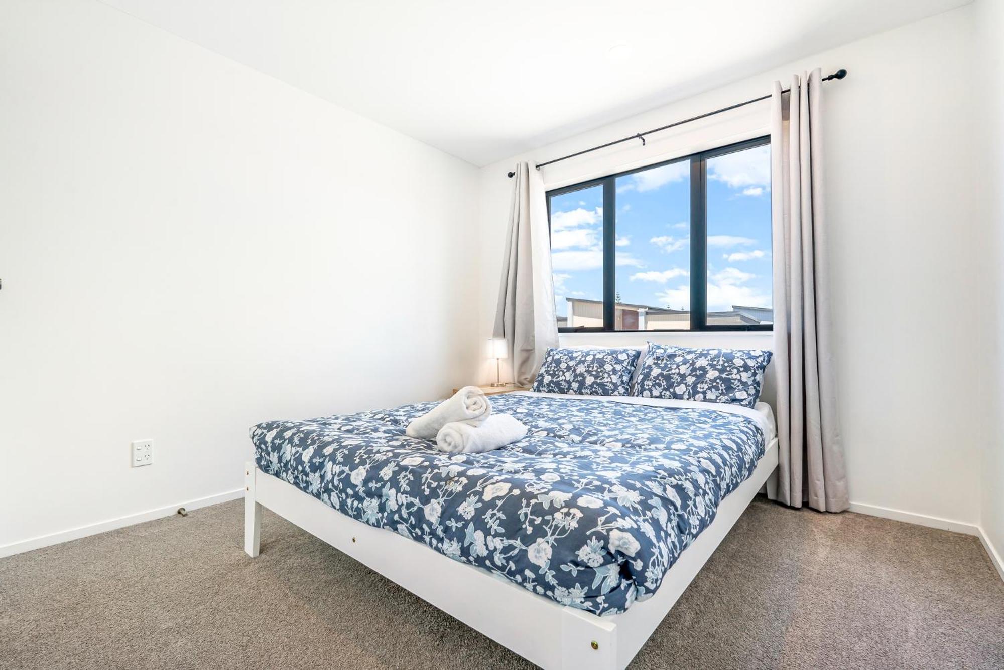 Cozy Brand New Townhouse 12 *