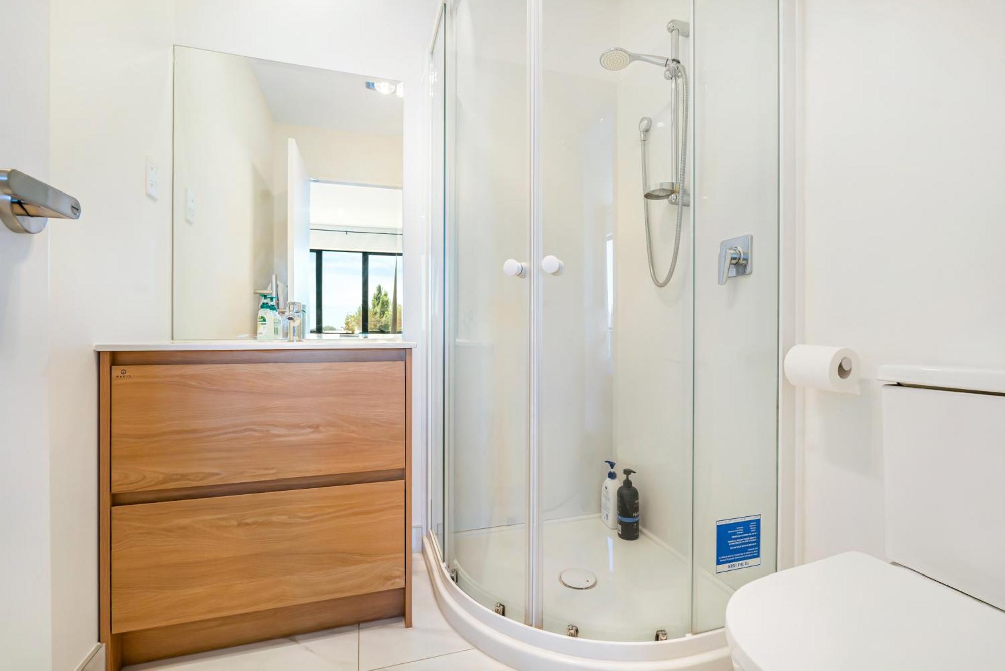 Cozy Brand New Townhouse 7 * Auckland