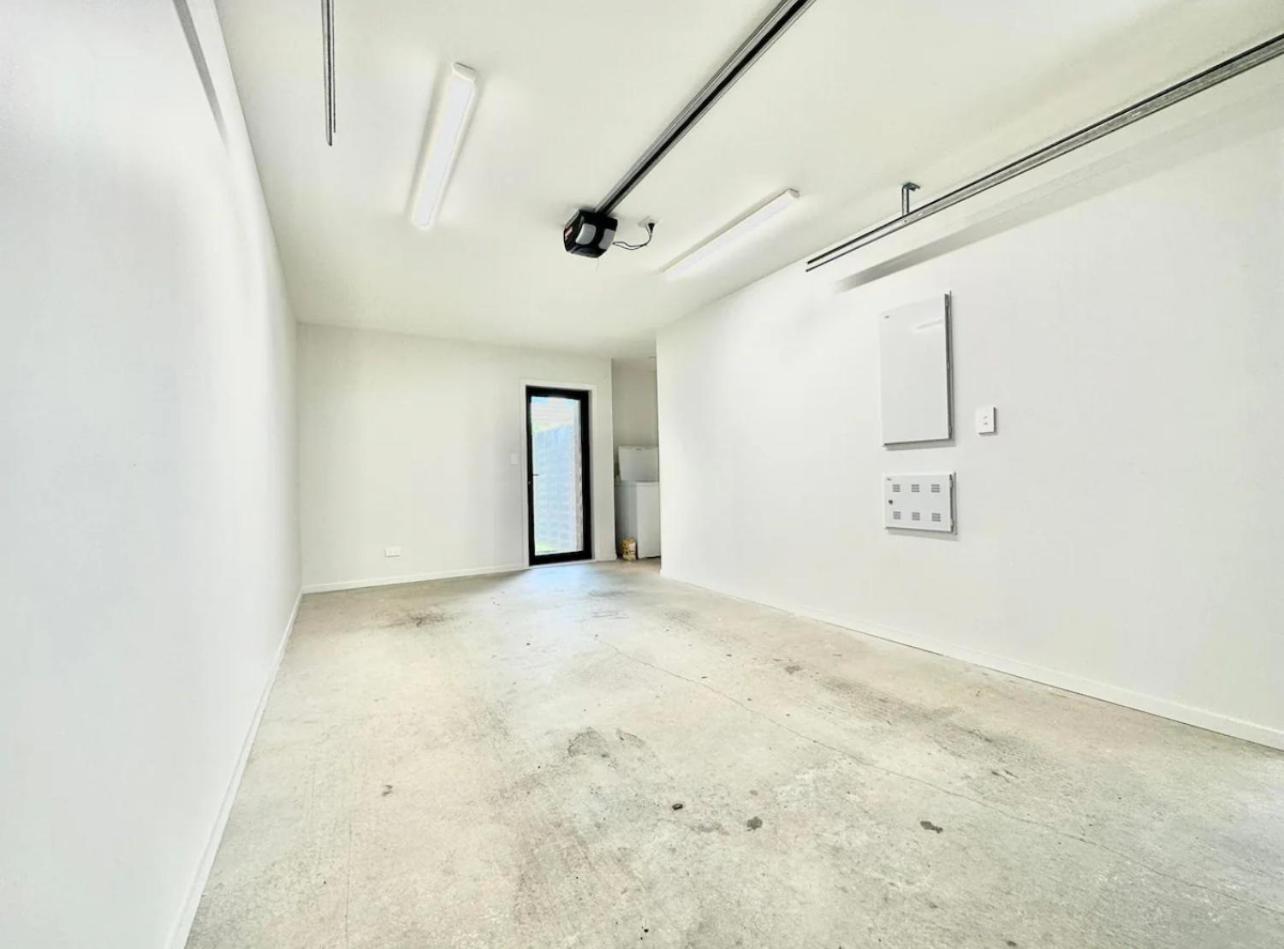 Immaculate - 2 Bedroom Townhouse Close To Fruitvale Train Station Apartment *