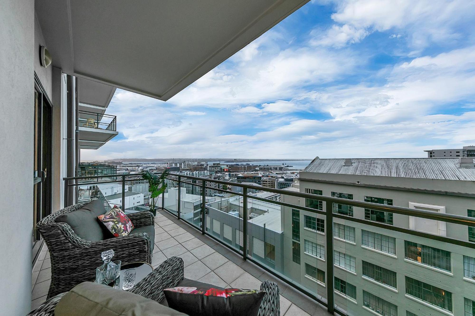 Apartment Royale Palace - Rooftop Pool &spa *