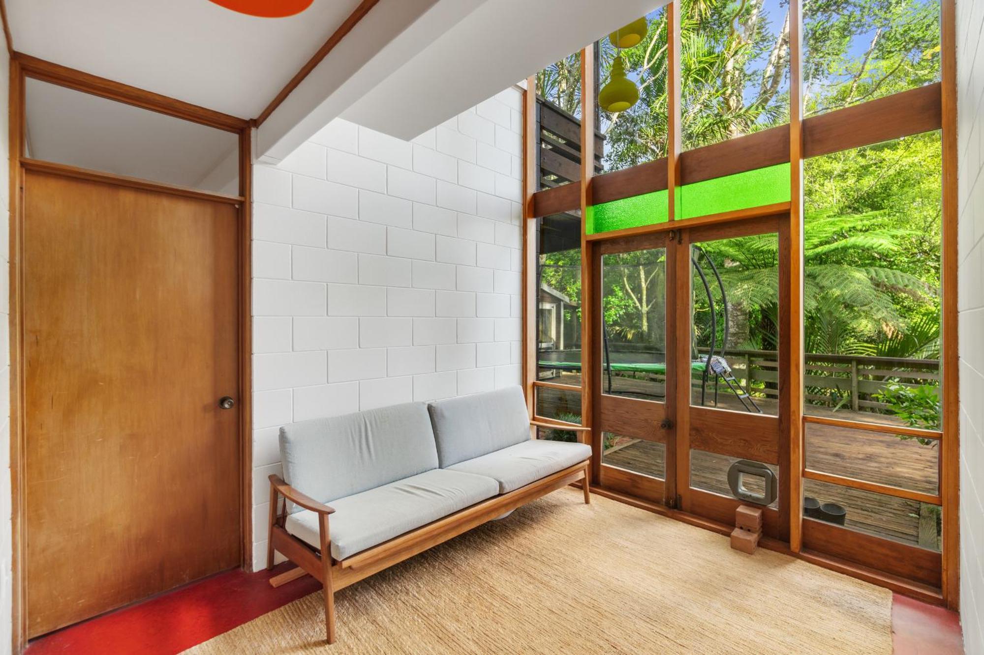 Treetop Sanctuary - Titirangi Holiday home *