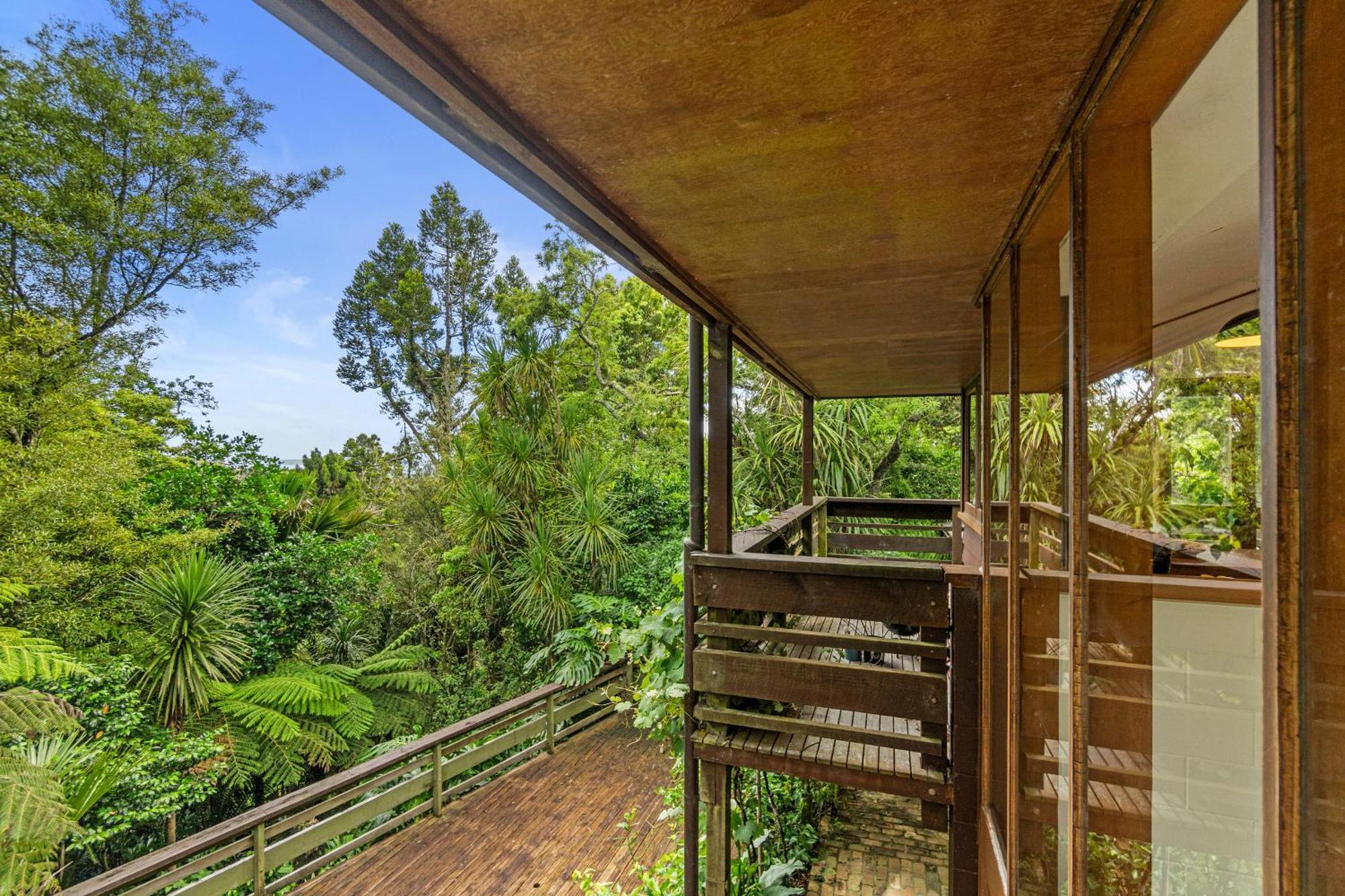 Treetop Sanctuary - Titirangi Holiday home Auckland