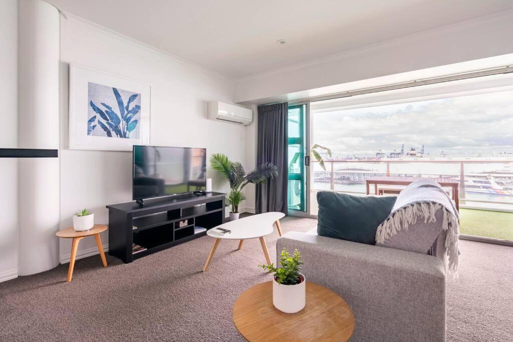 Apartment Luxury With Stunning Harbour & View *