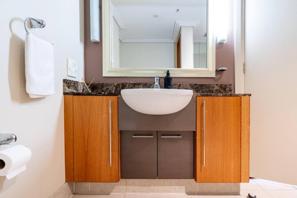 Apartment Luxury Waterfront Nest Above Viaduct Harbour Auckland