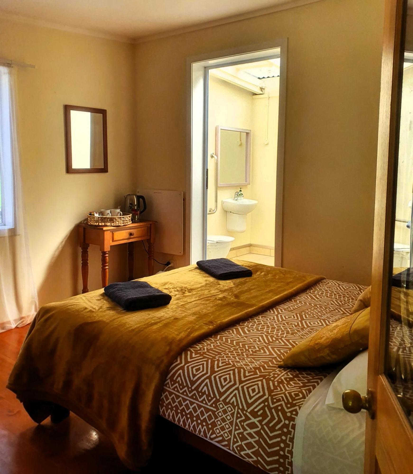 Kawai Purapura Yoga Retreat Centre Auckland