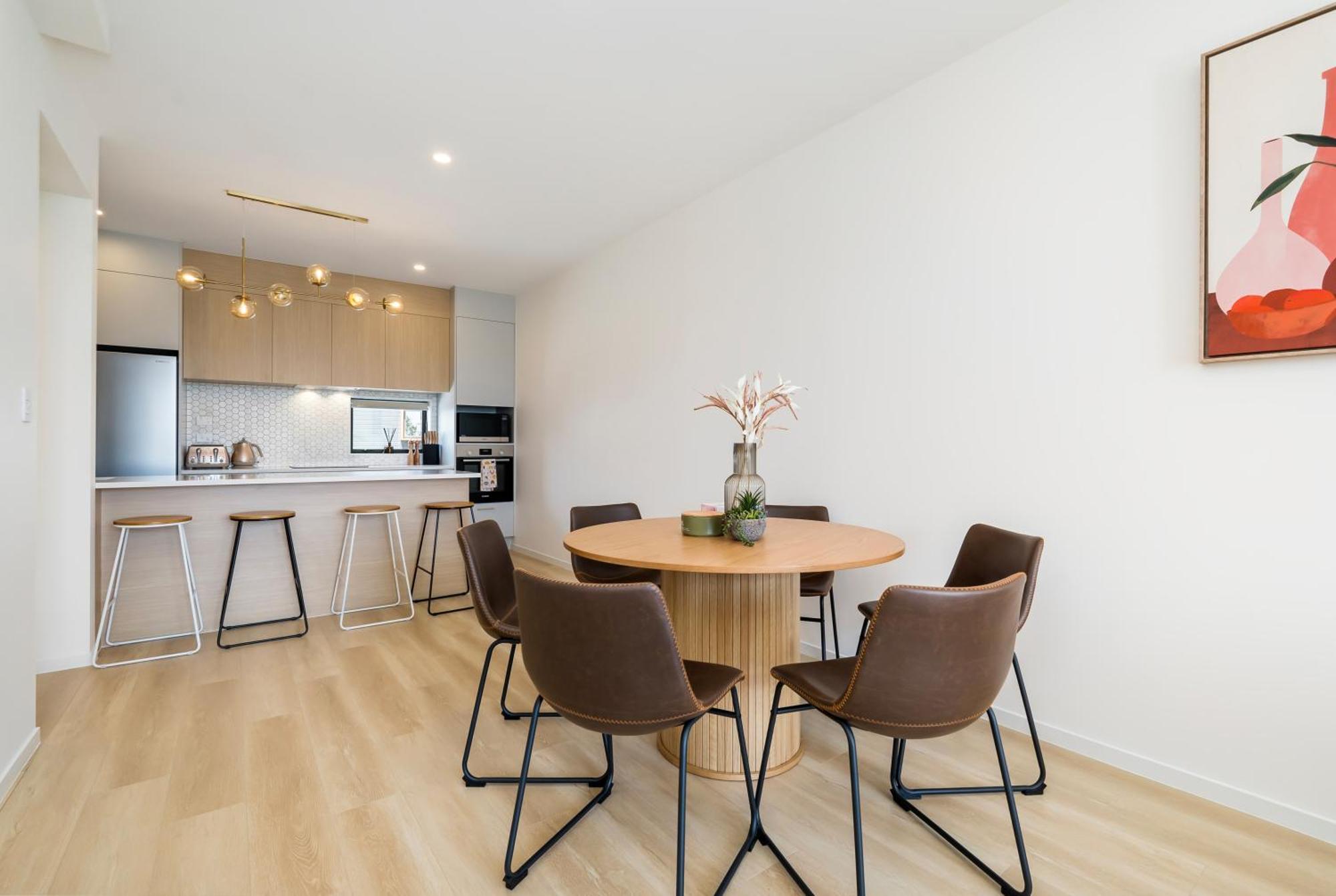 Charming Urban Townhouse Getaway Auckland